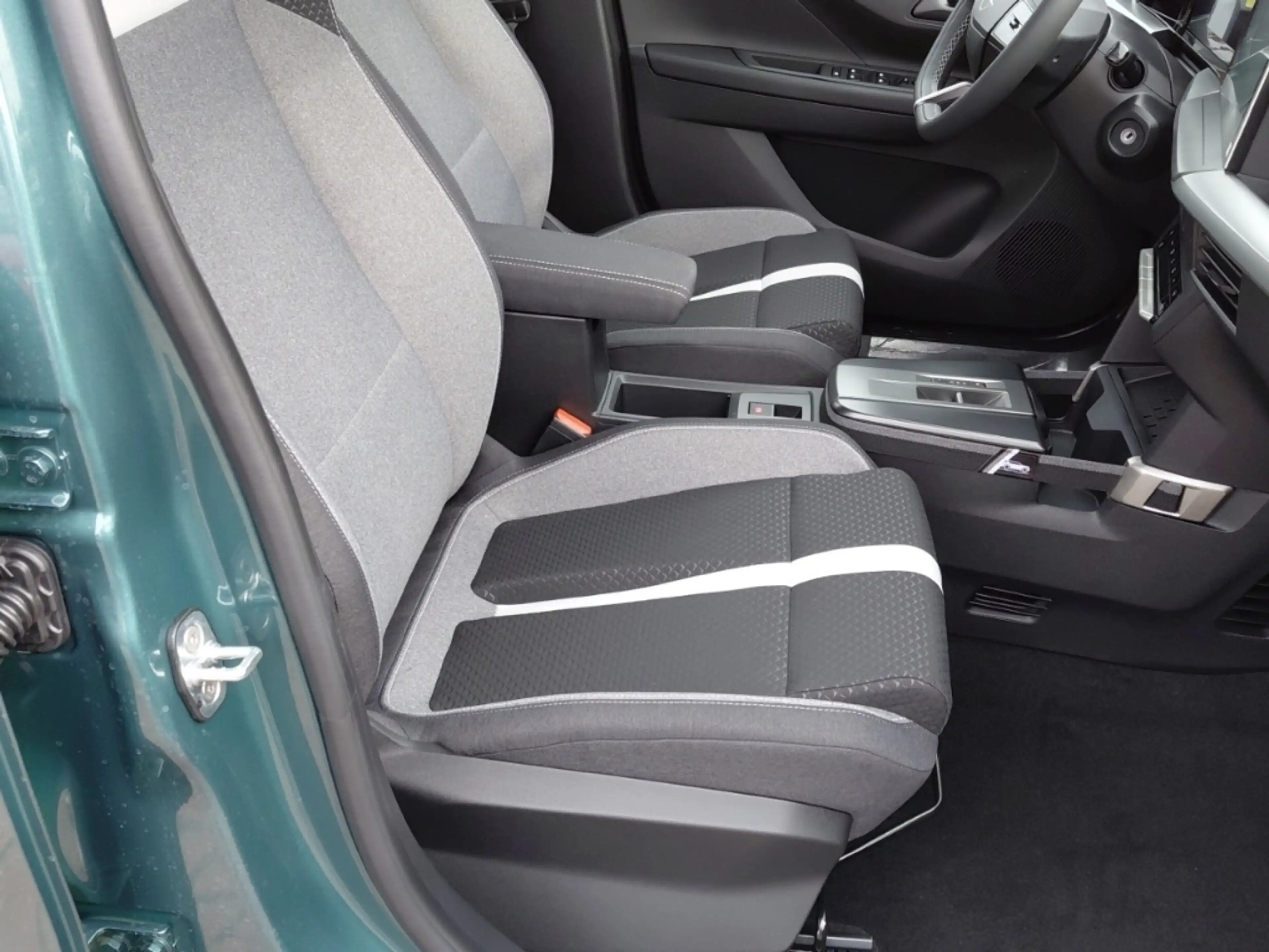 Opel Frontera Edition MHEV SHZ Klimaautom Rückfahrkam. Android A — photo 12