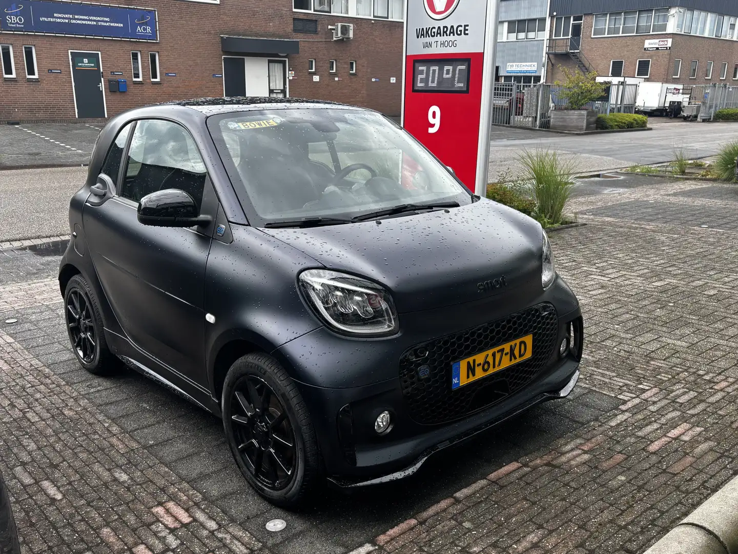 smart forTwo EQ Comfort PLUS 18 kWh Brabus! Panoramadak Leder C Blauw - 2