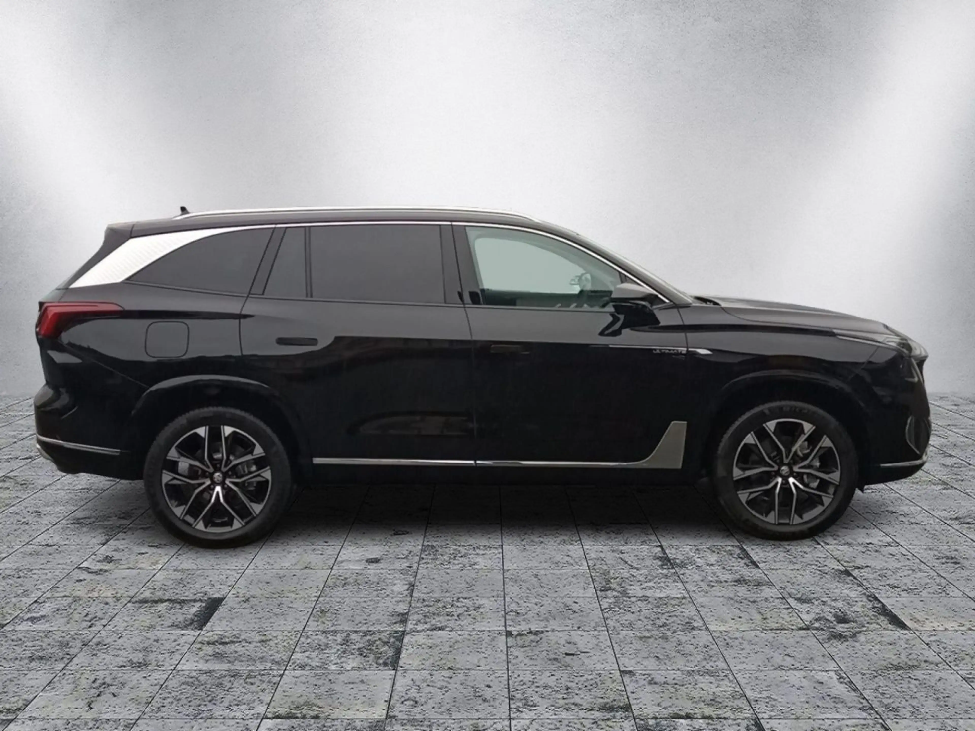 MG MGS9 PHEV Luxury — photo 6