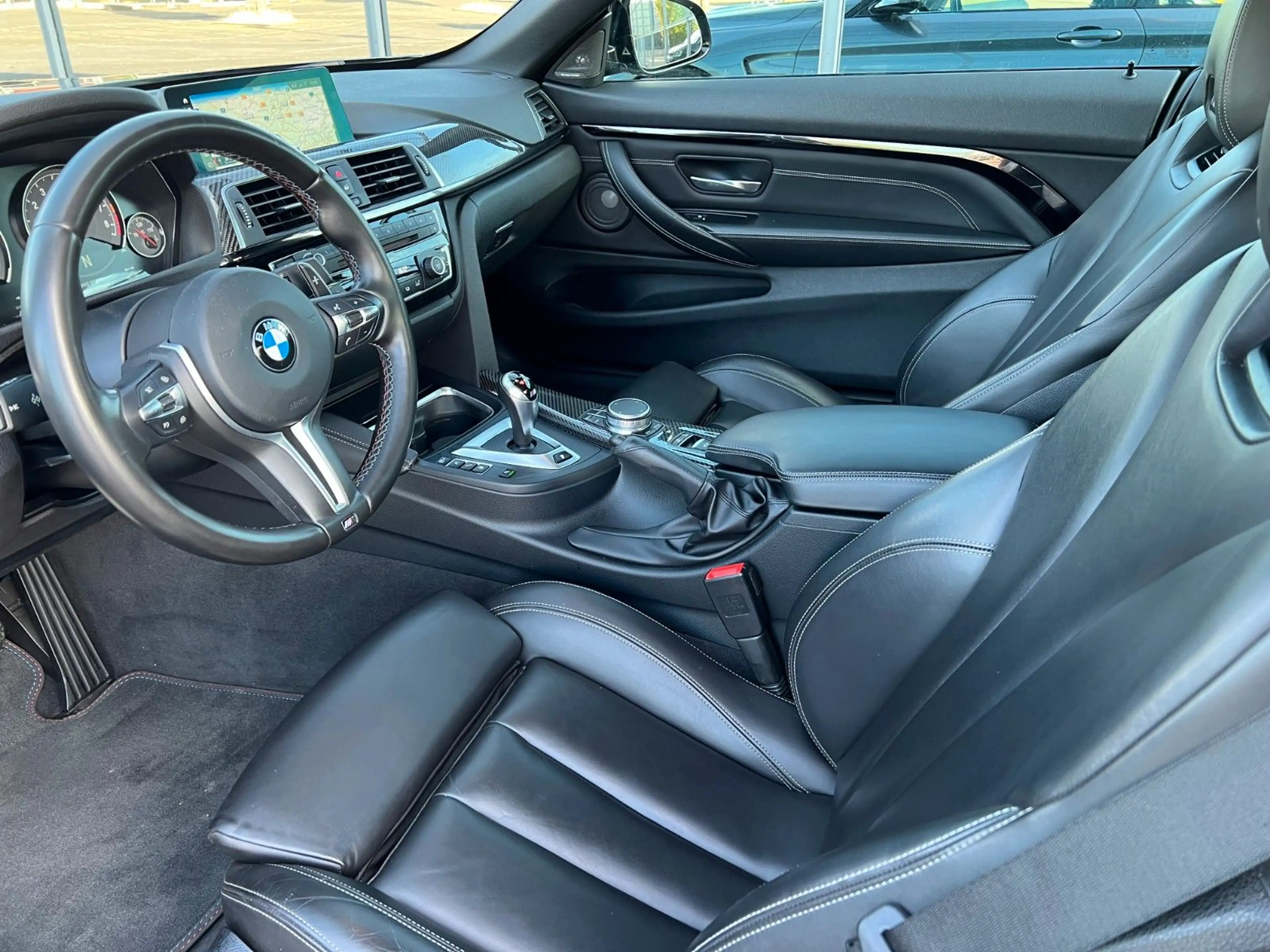 BMW M4 Cabrio Leder LED Carbon V-MAX BMW Service — photo 11