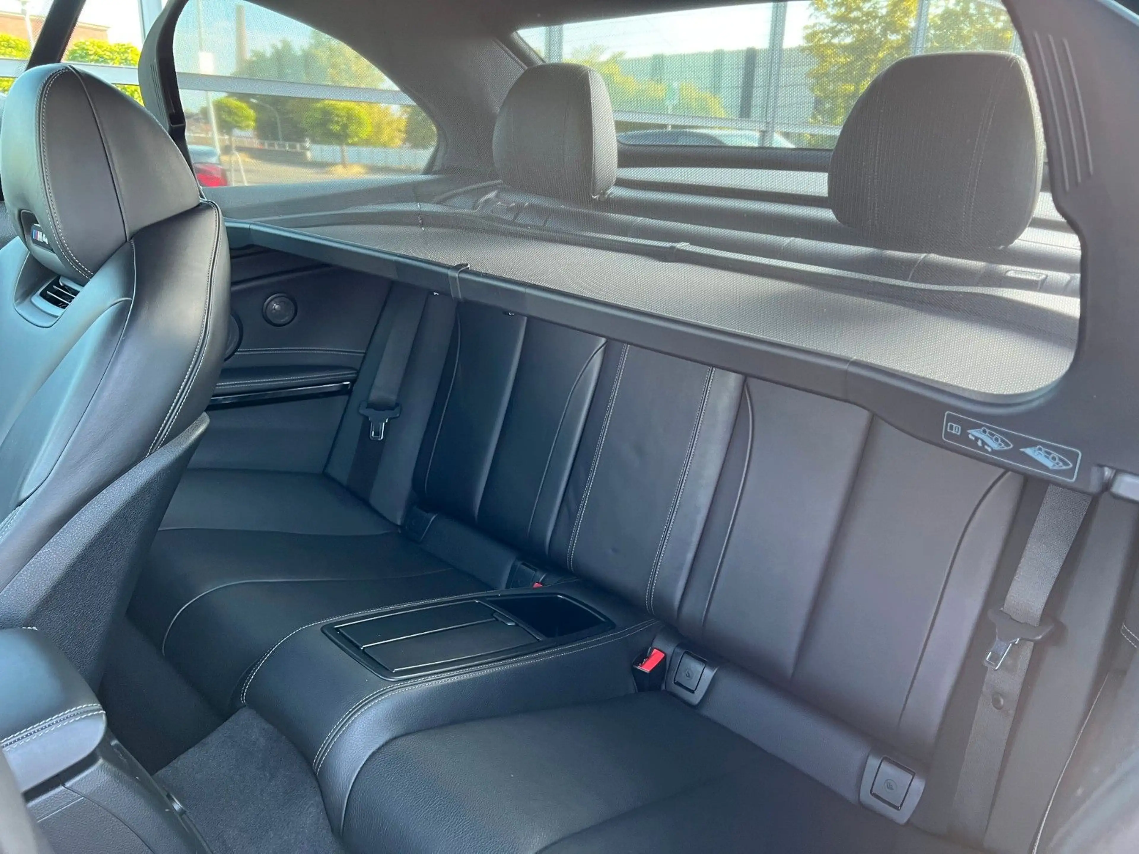 BMW M4 Cabrio Leder LED Carbon V-MAX BMW Service — photo 12