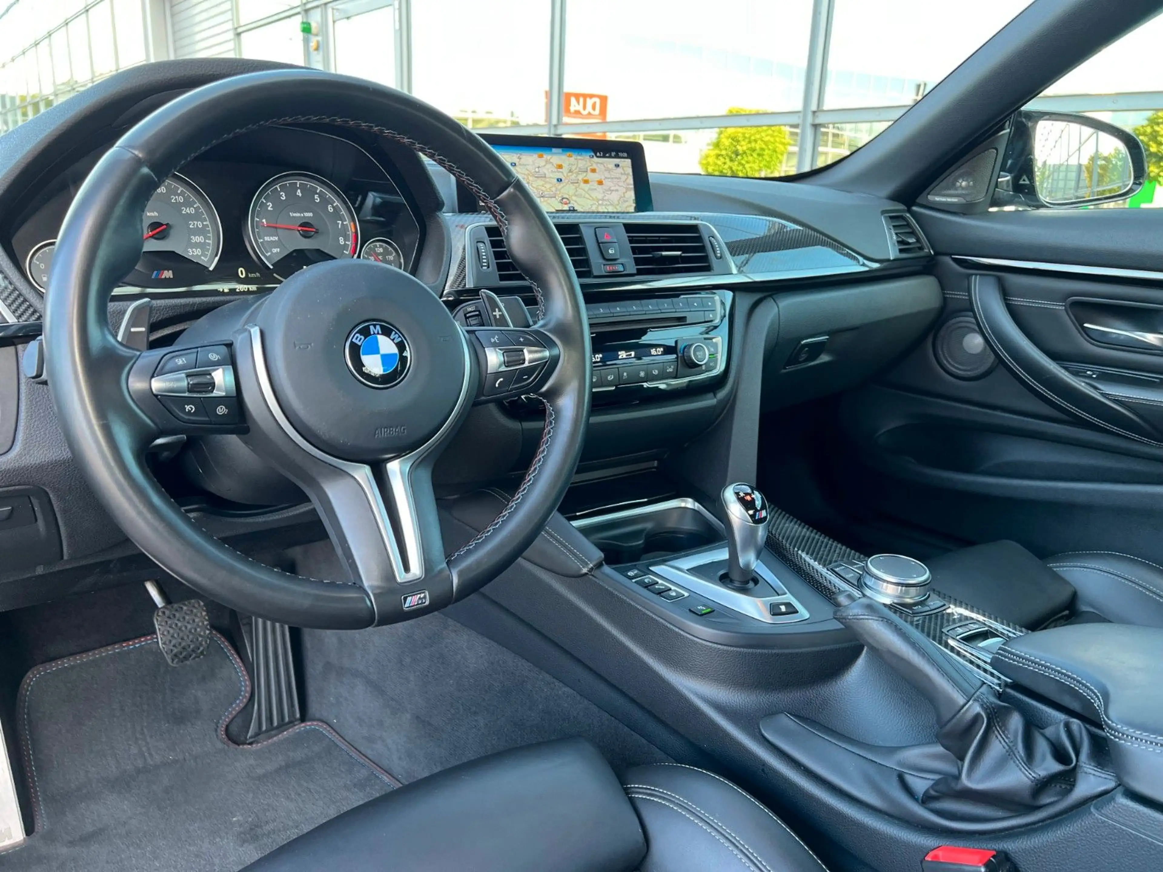 BMW M4 Cabrio Leder LED Carbon V-MAX BMW Service — photo 13
