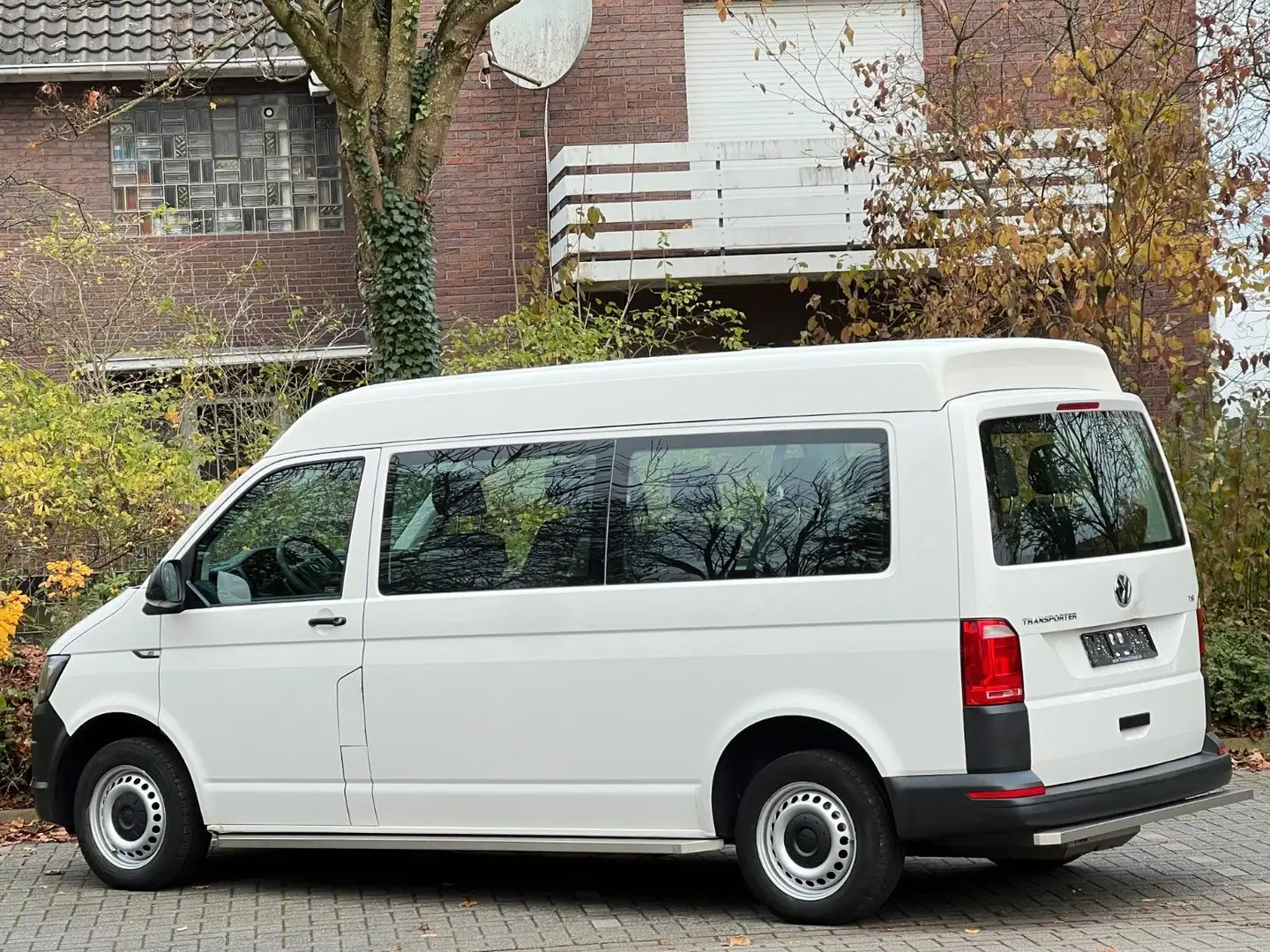 Volkswagen T6 Kombi T6Kombi 2.0 TSi/CNG L2H2 9Sitze Klima Schiebetür Weiß - 2