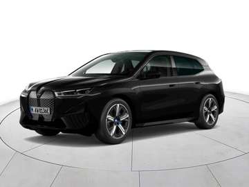 xDrive50 Pacchetto Sportivo