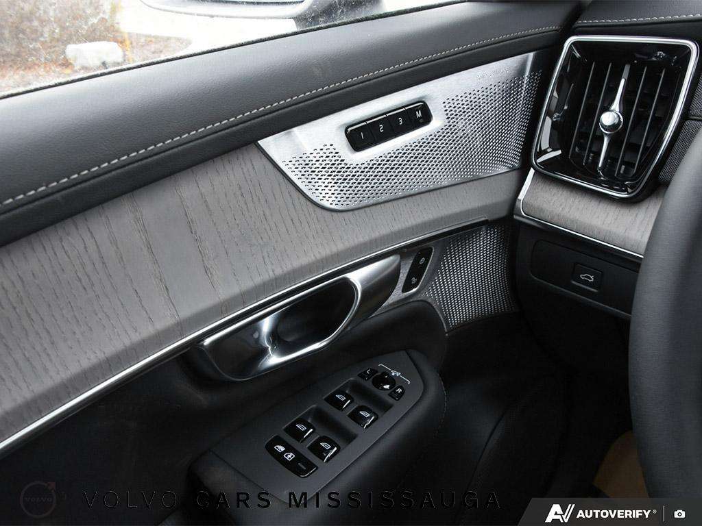 2026 Volvo XC90 B6 AWD Ultra Bright Theme 6-Seater thumb 44