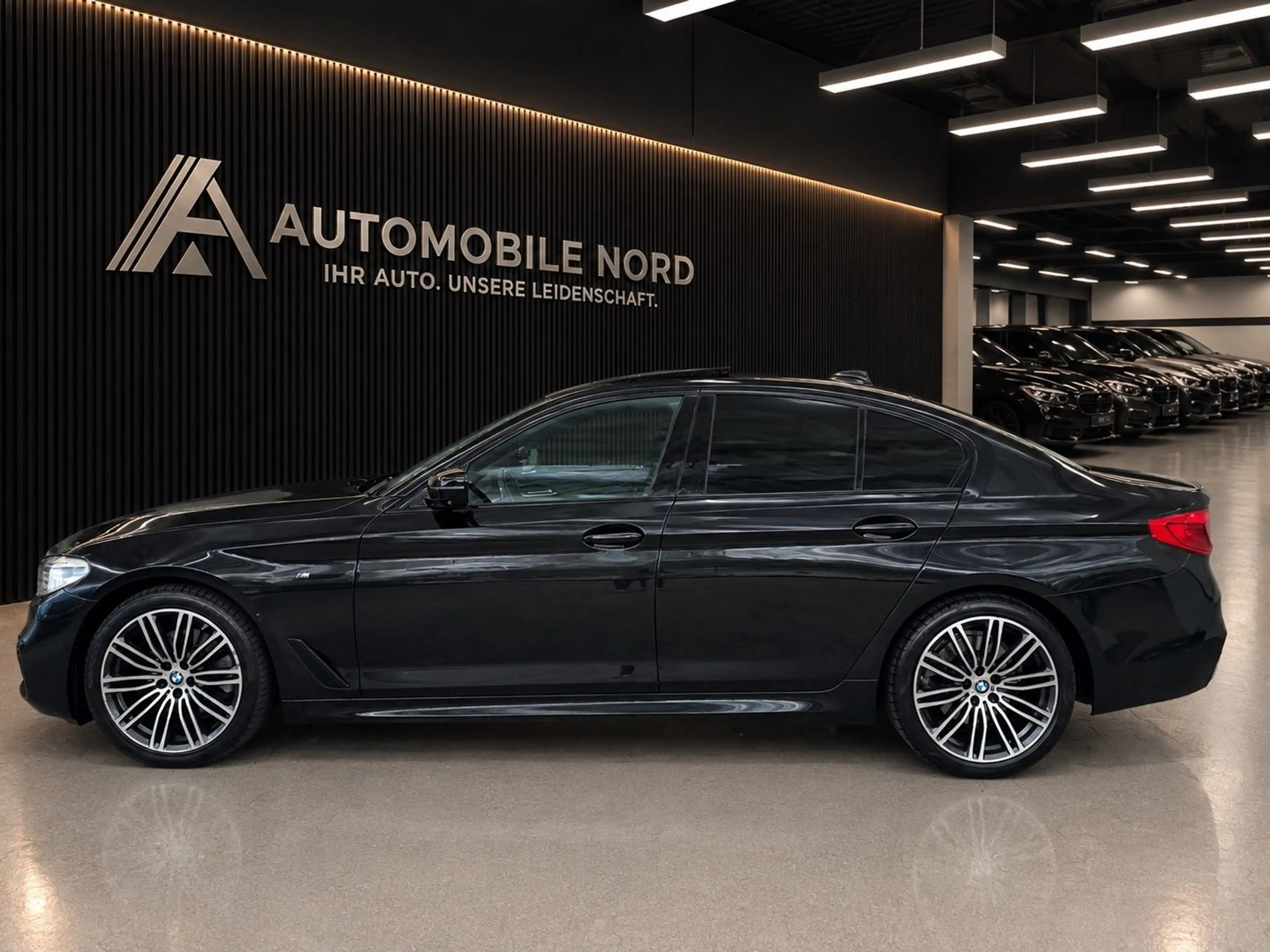 BMW 520 d M Sport Limo/HUD/PANO/H&K/360/LED — photo 8