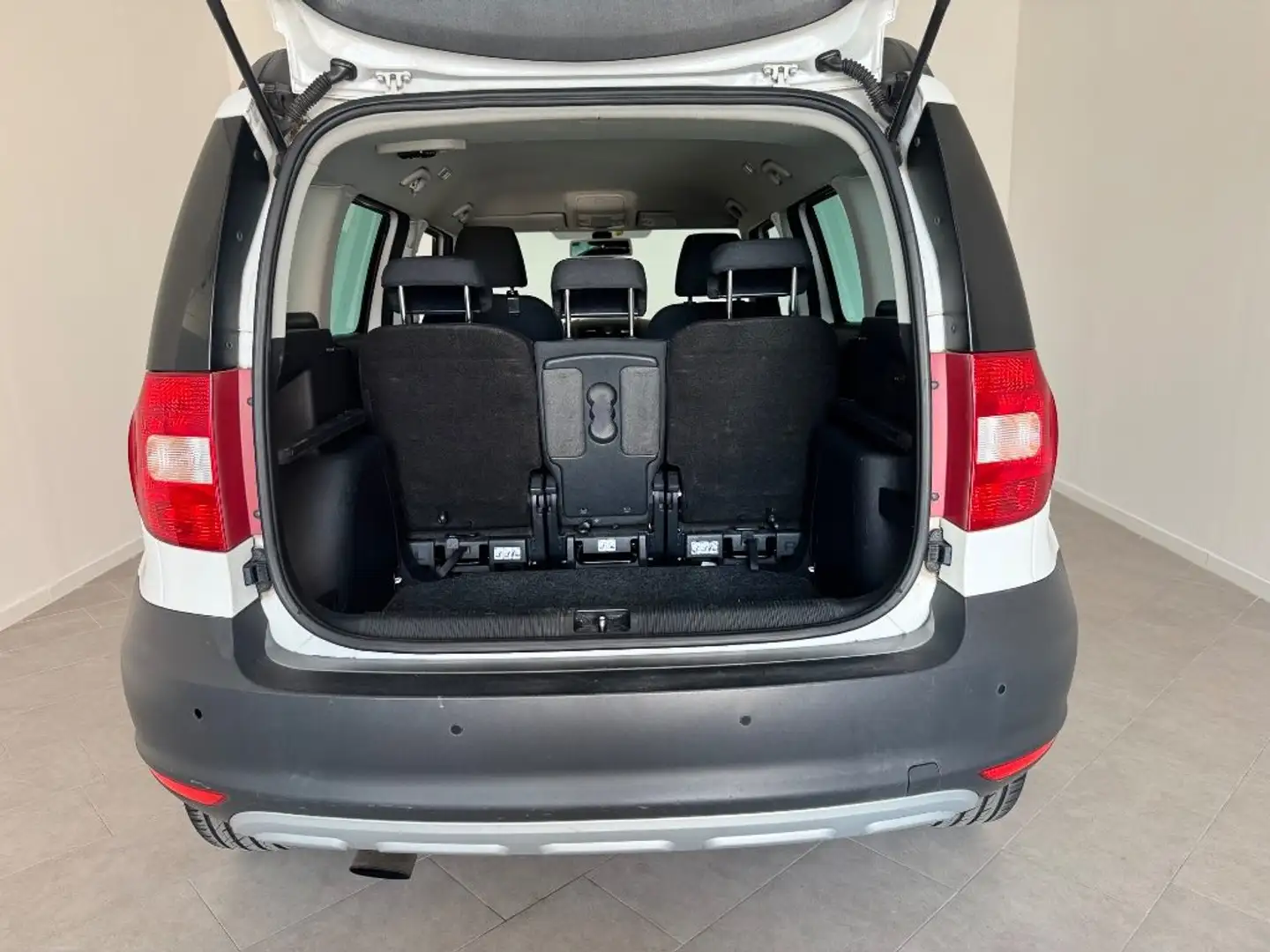Skoda Yeti 1.2 TSI DSG Experience Blanc - 2