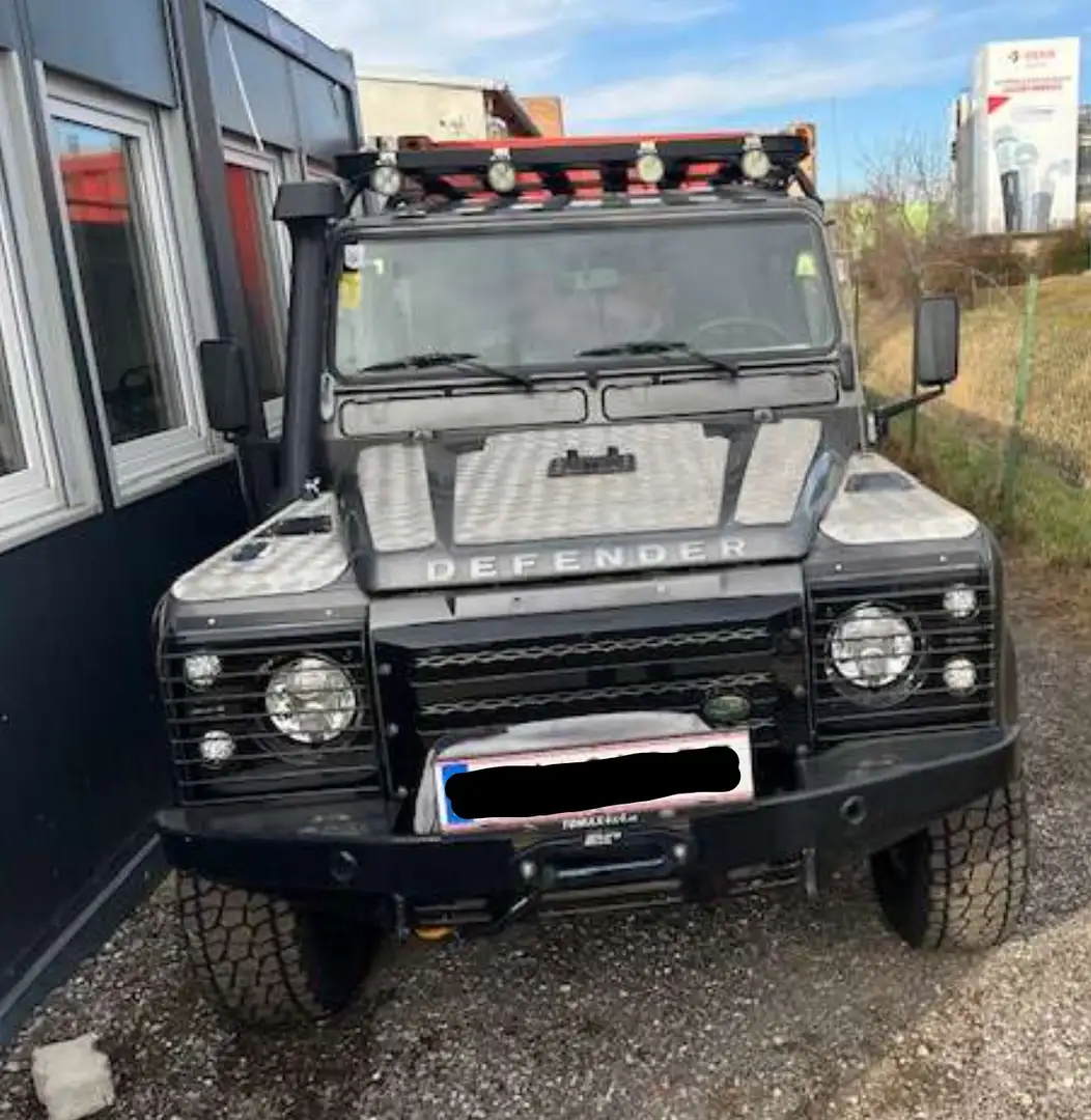 Land Rover Defender Defender 110" Station Wagon 2,5 Td5 Grau - 1