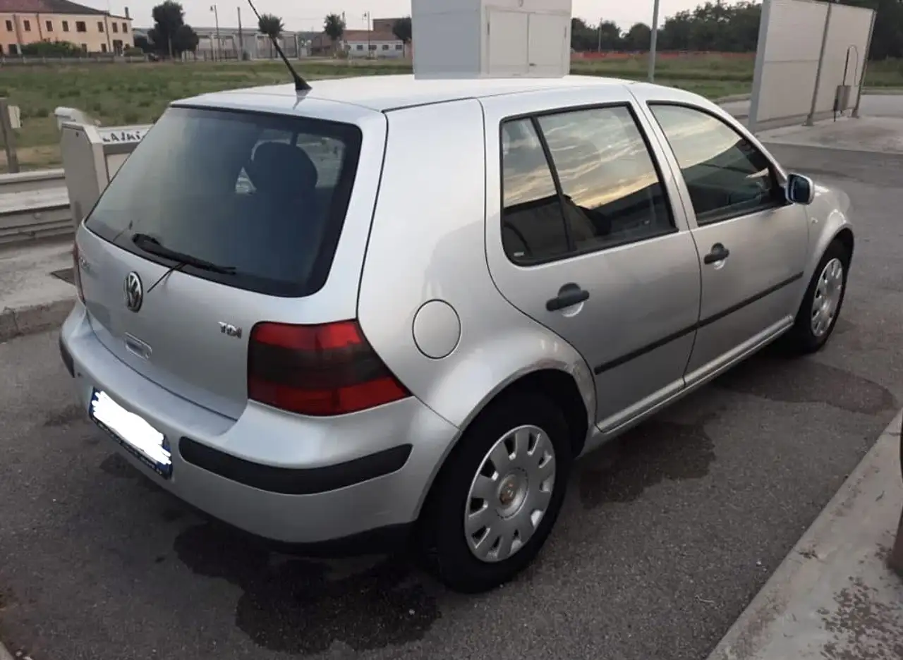 Volkswagen Golf 5p 1.9 tdi Movie 110cv, foto 1