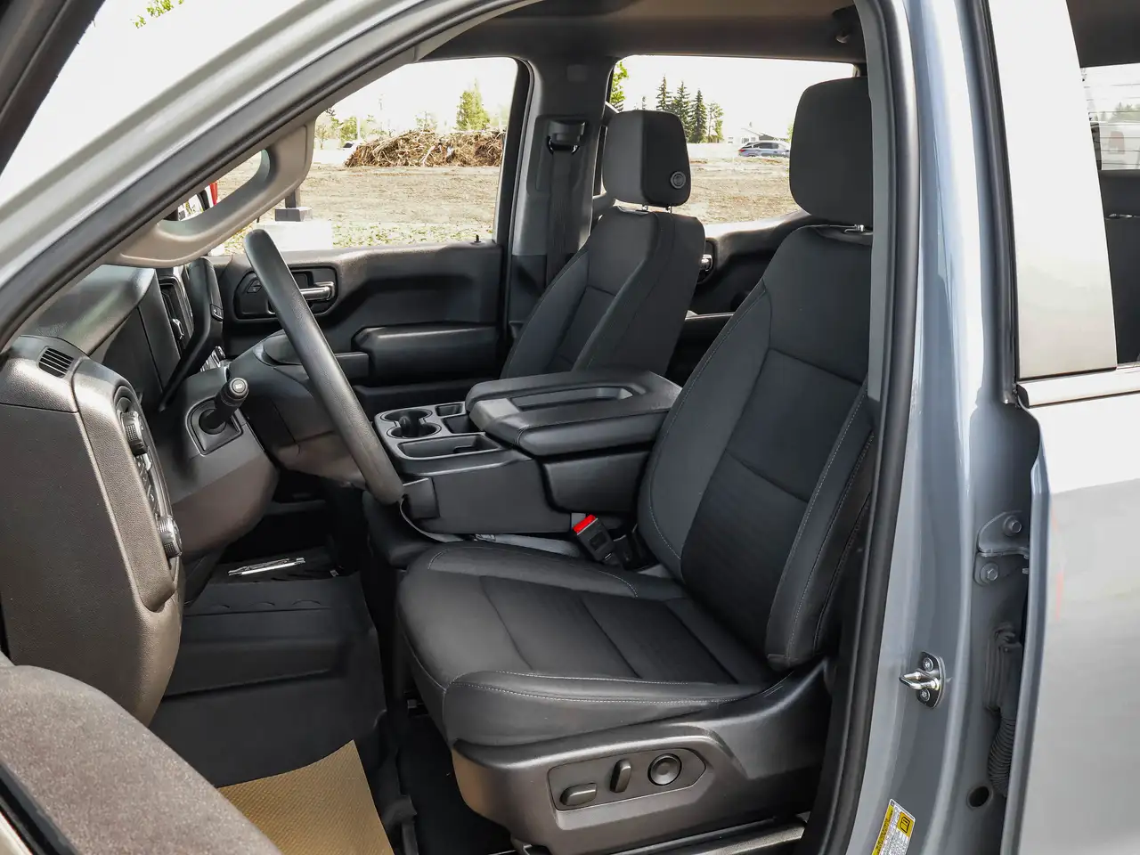Chevrolet Silverado 1500 снимка Chevrolet Silverado 1500