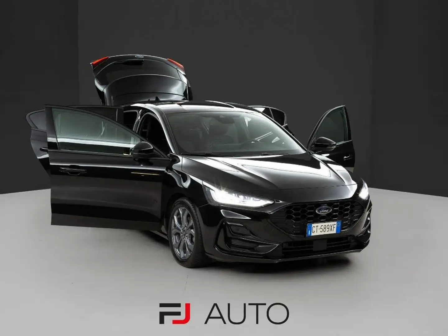 Ford Focus 1.5 Ecoblue ST-Line 115cv auto ST Line Nero - 2