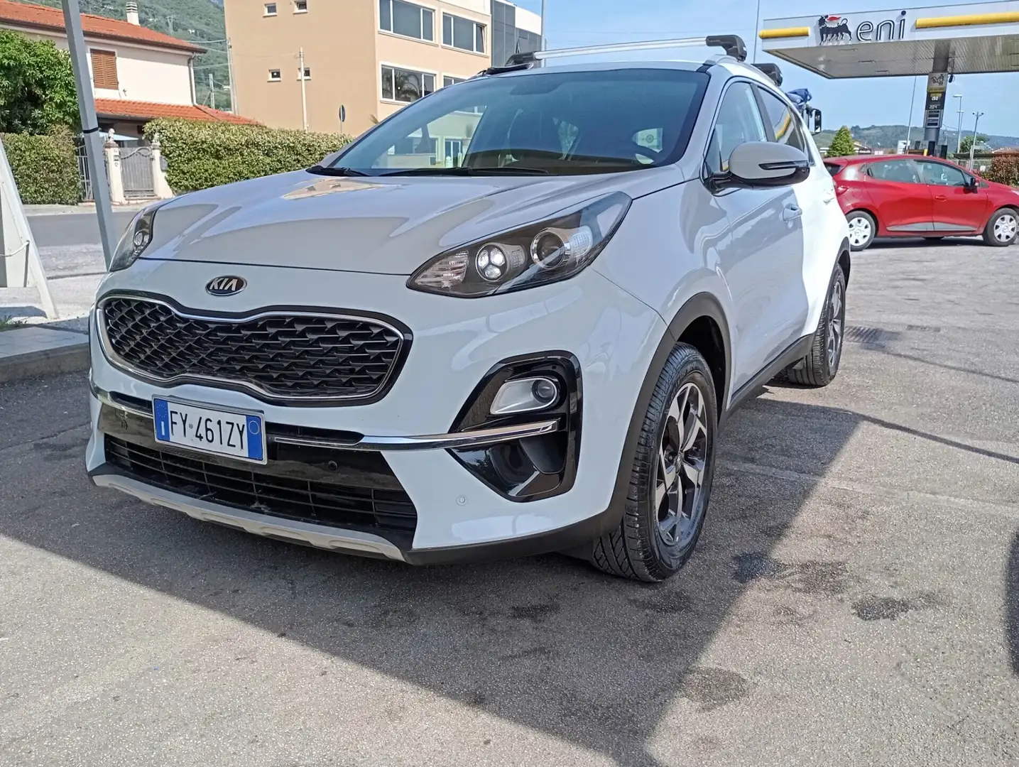Kia Sportage 1.6 ECOGPL 2WD Business Class Weiß - 2