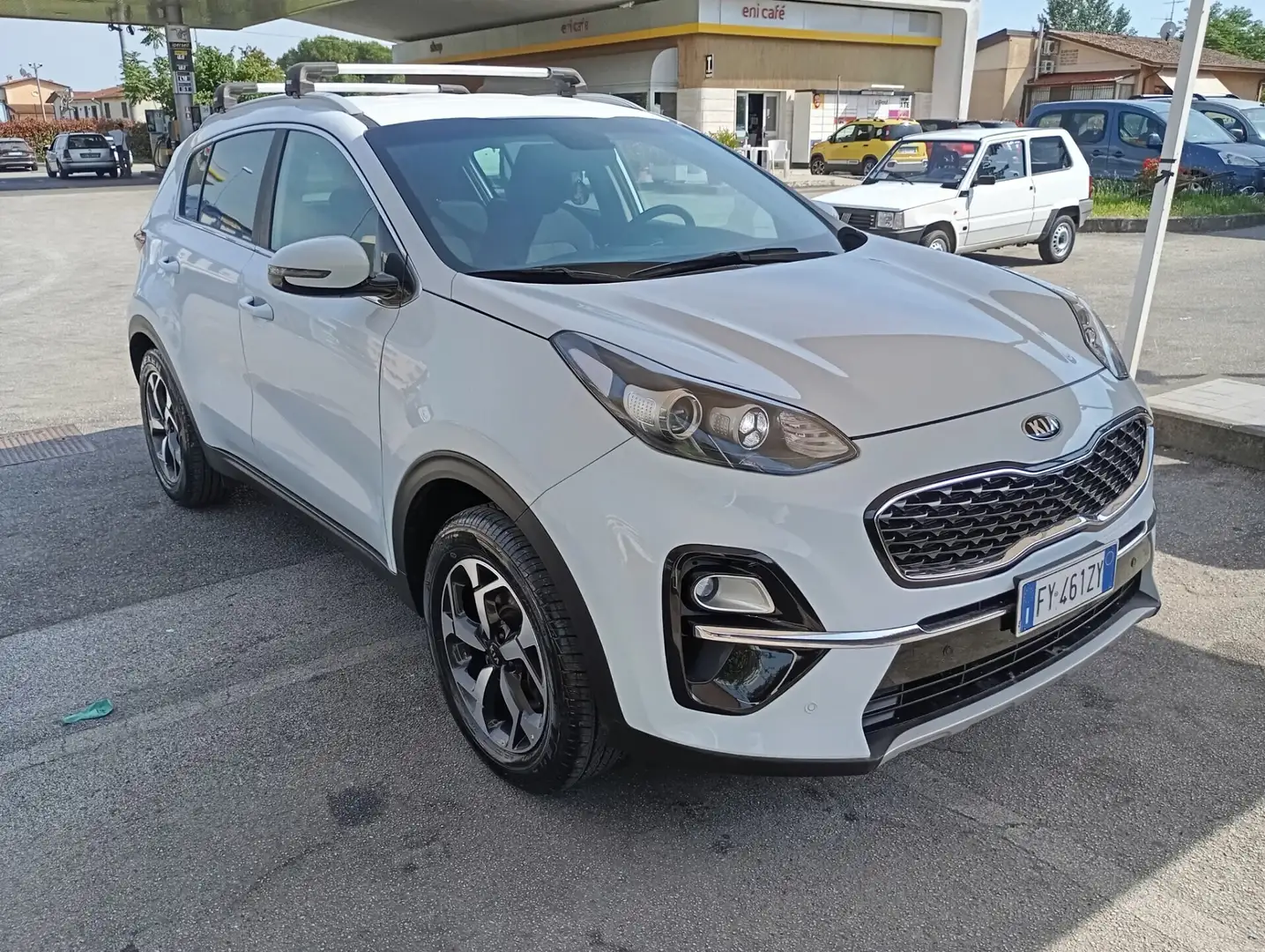 Kia Sportage 1.6 ECOGPL 2WD Business Class Weiß - 1