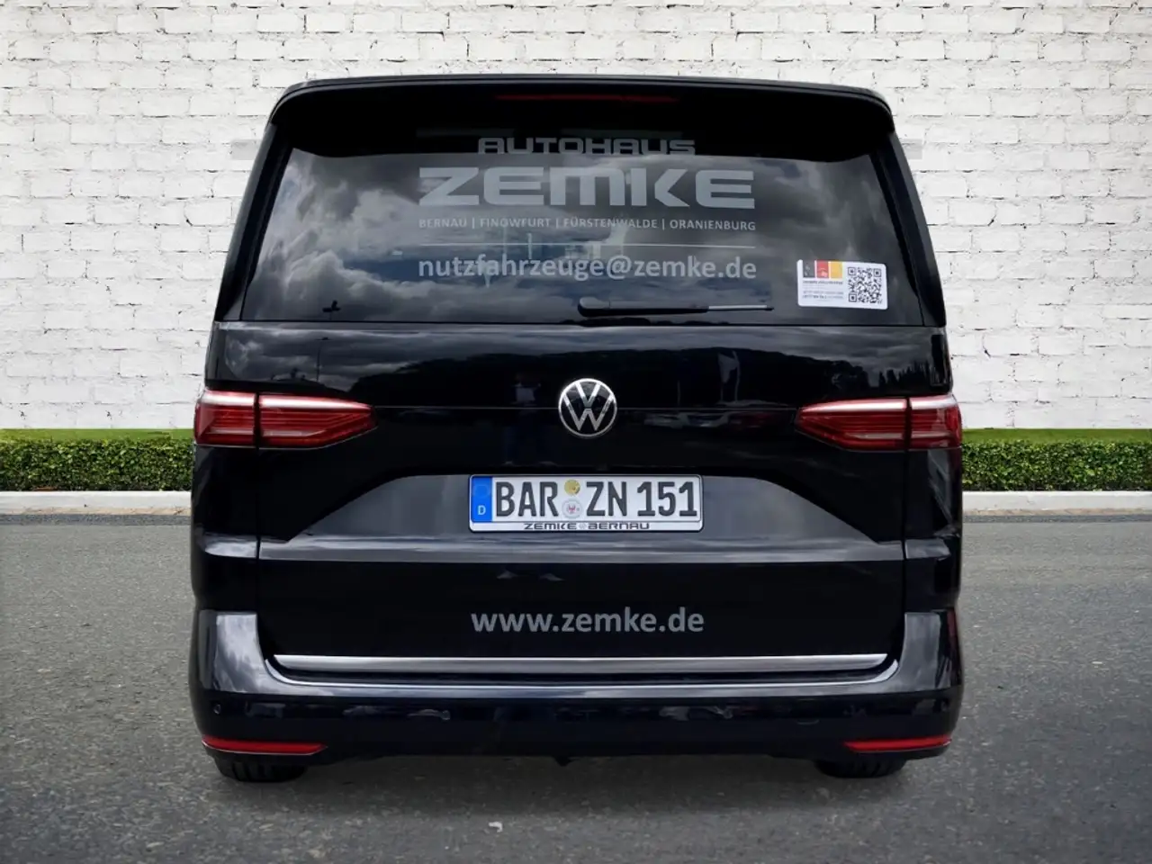 Volkswagen T7 Multivan Style 2,0 TSI DSG LÜ HUD StandHZG AHK-klappbar Pan 5