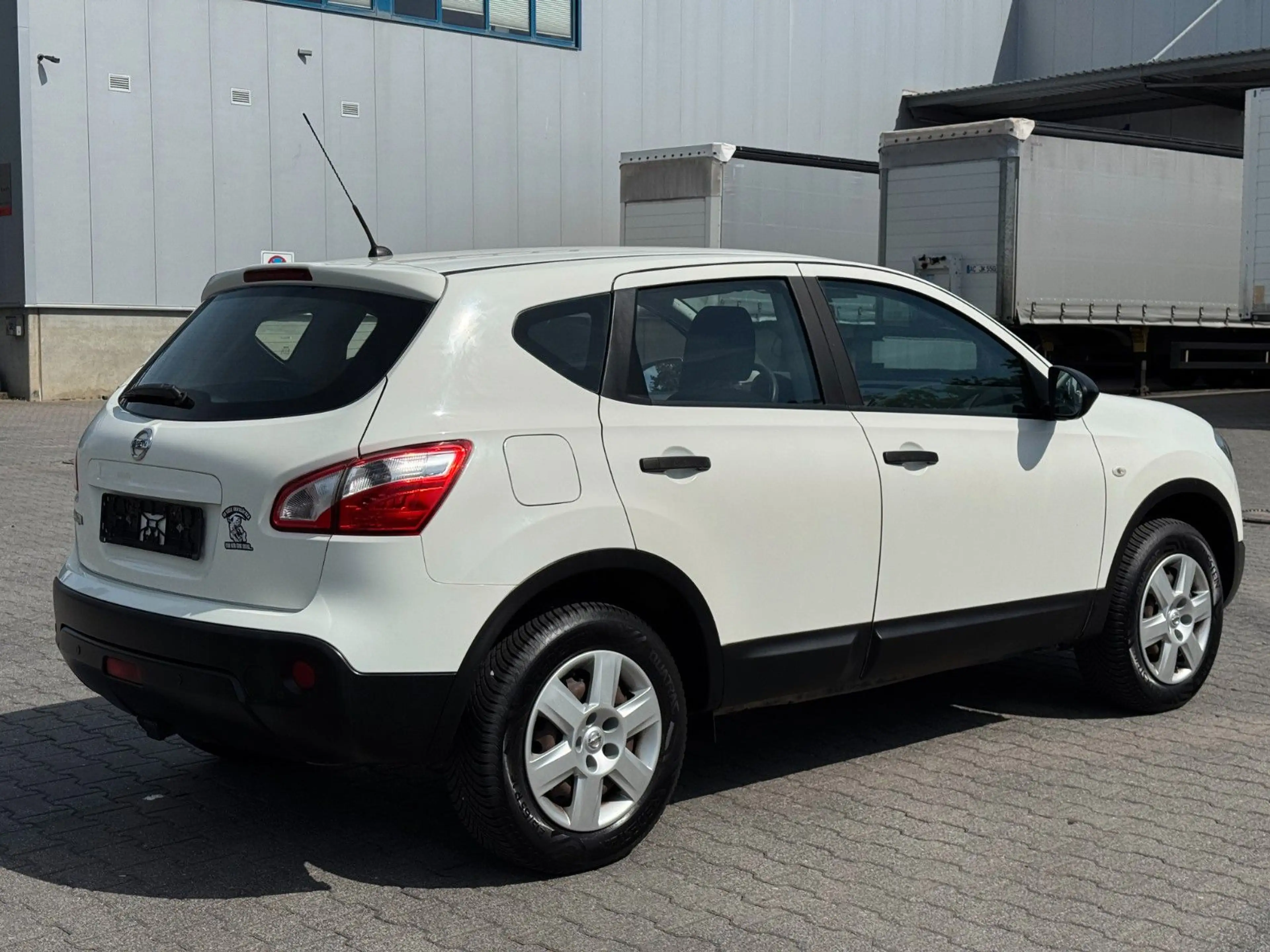 Nissan Qashqai Visia Lückenlose Wartung* PDC* Tempomat* — photo 11