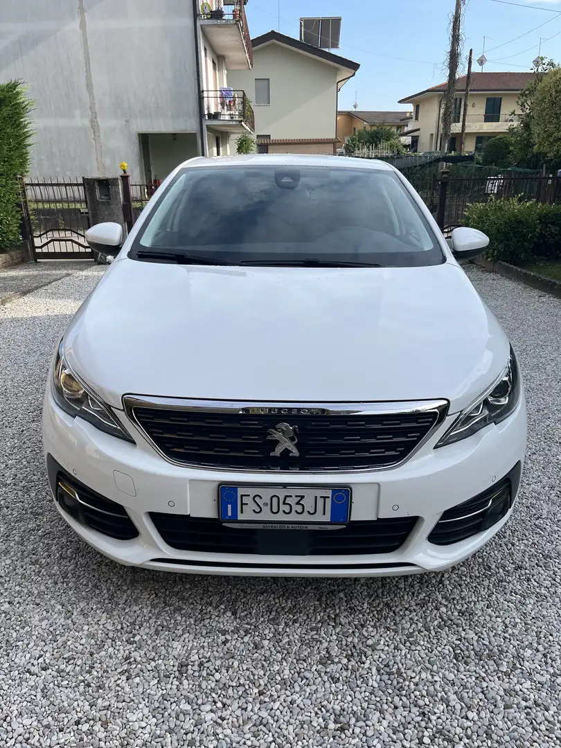 Peugeot 308 5p 1.5 bluehdi Allure s&s 130cv OK NEOPATENTATI - 1