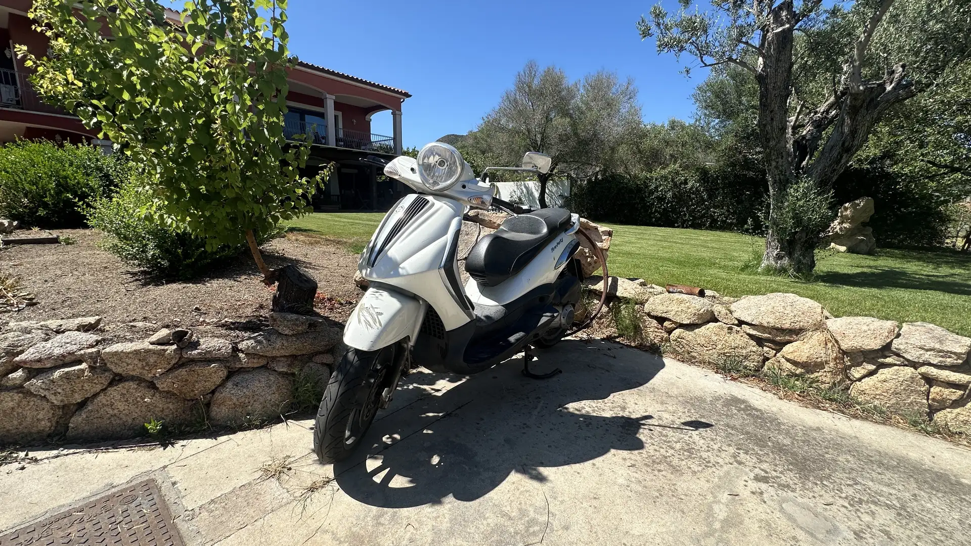 Piaggio Beverly 125 tourer Weiß - 1