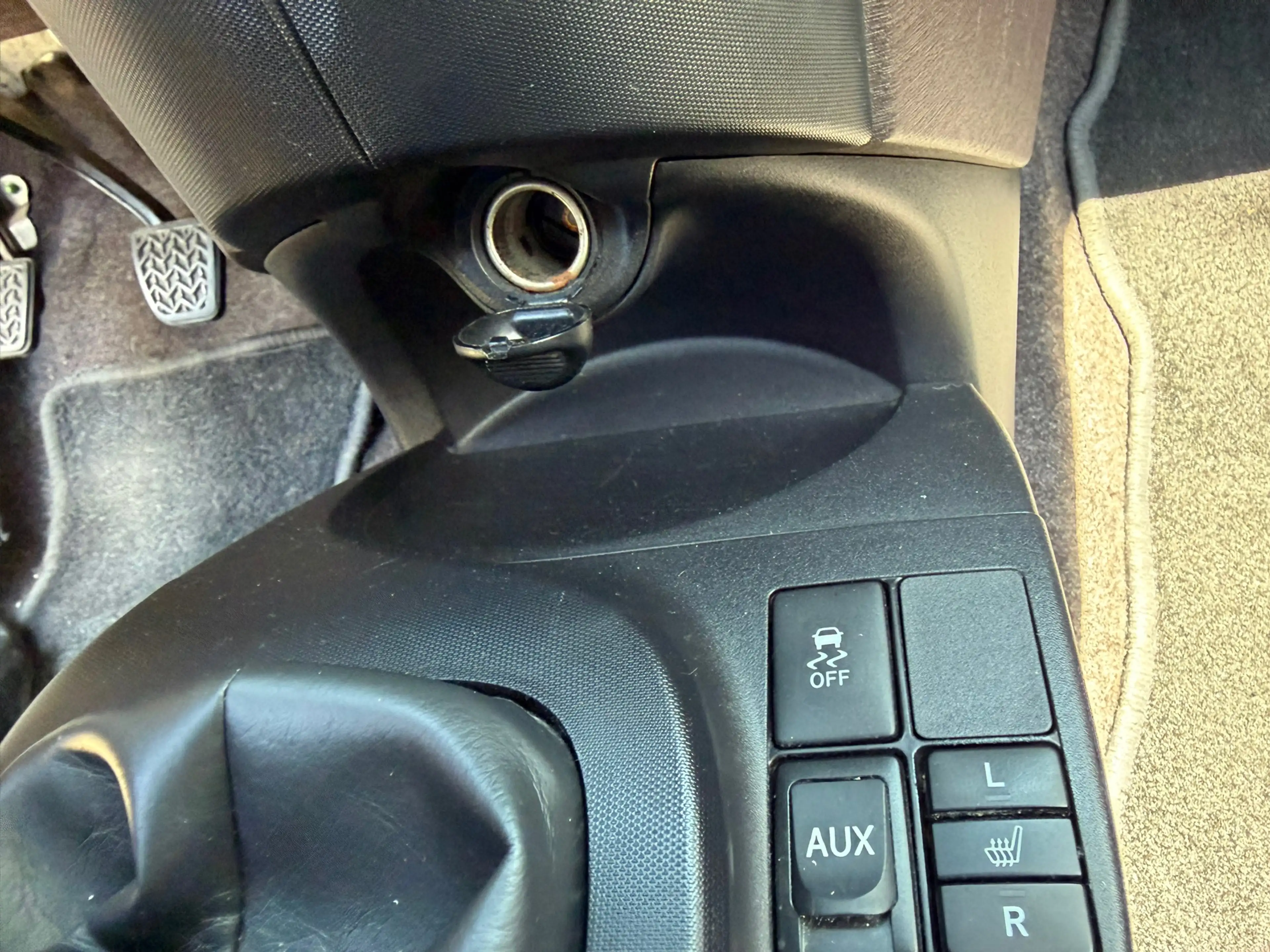 Toyota iQ 1.0 VVTi Aspiration/ airco/NAP/half leer/Stoel ver — photo 12