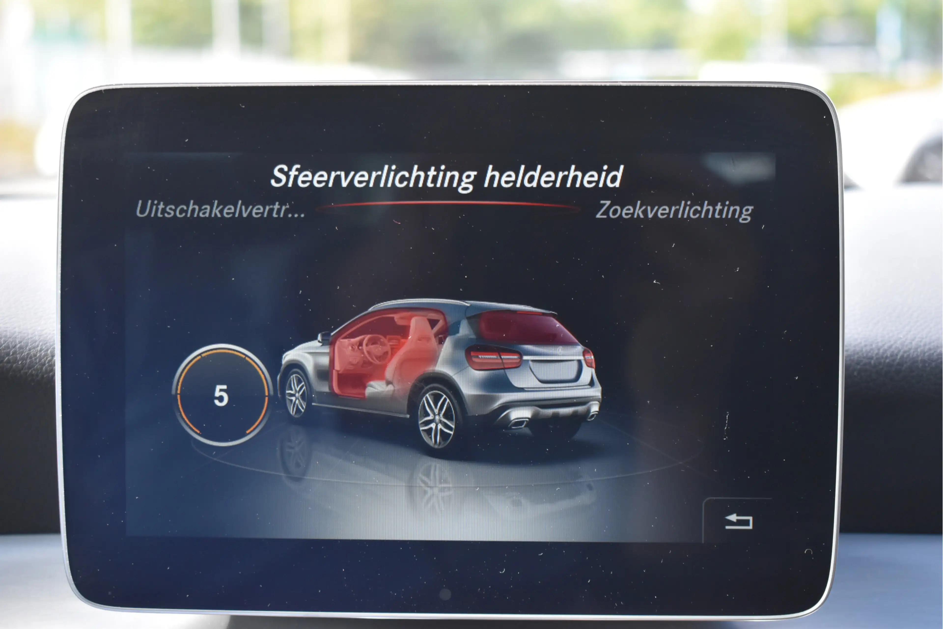 Mercedes-Benz GLA 180 Business Solution AMG | NL-Auto | Leyless | Camera — photo 22