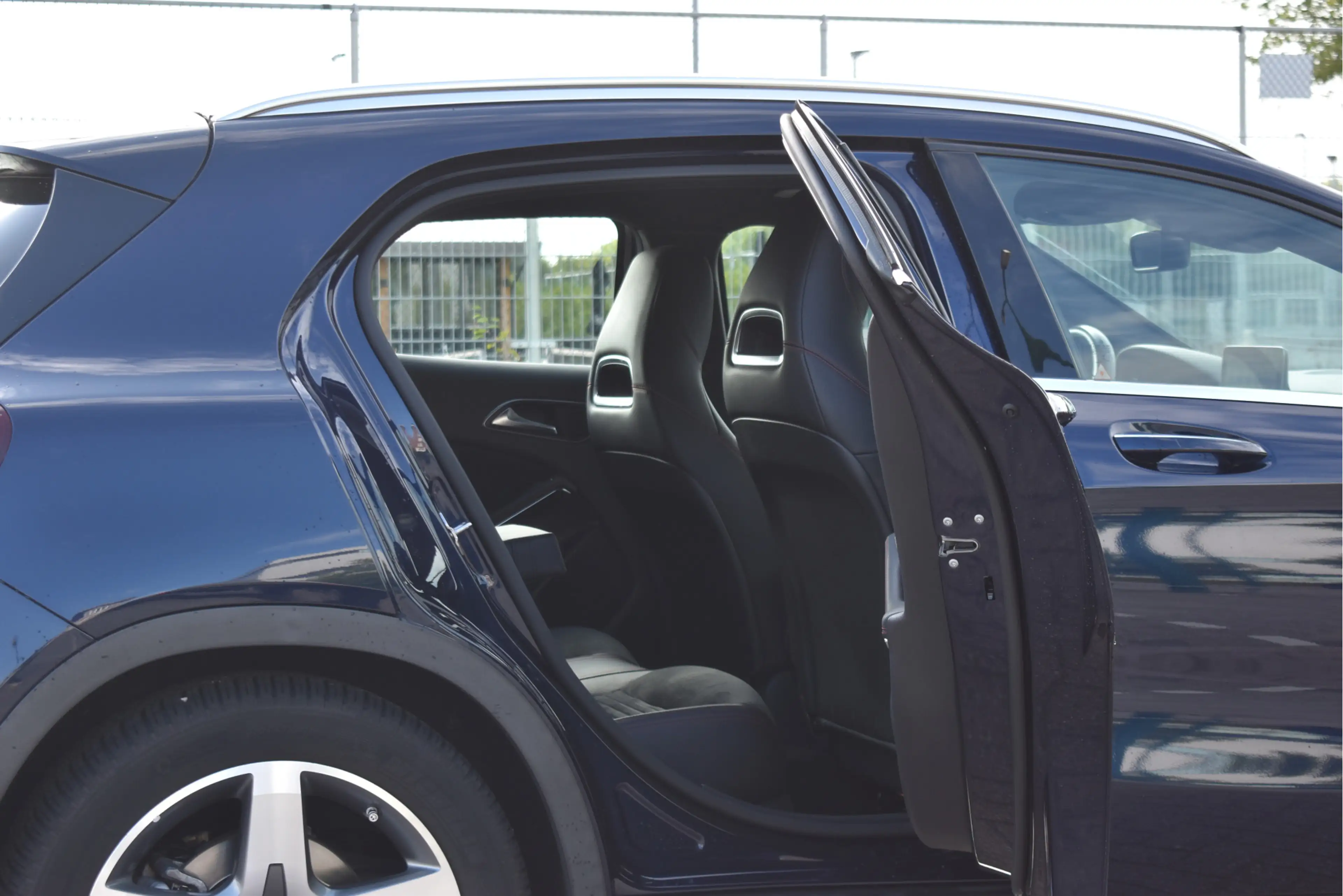 Mercedes-Benz GLA 180 Business Solution AMG | NL-Auto | Leyless | Camera — photo 13