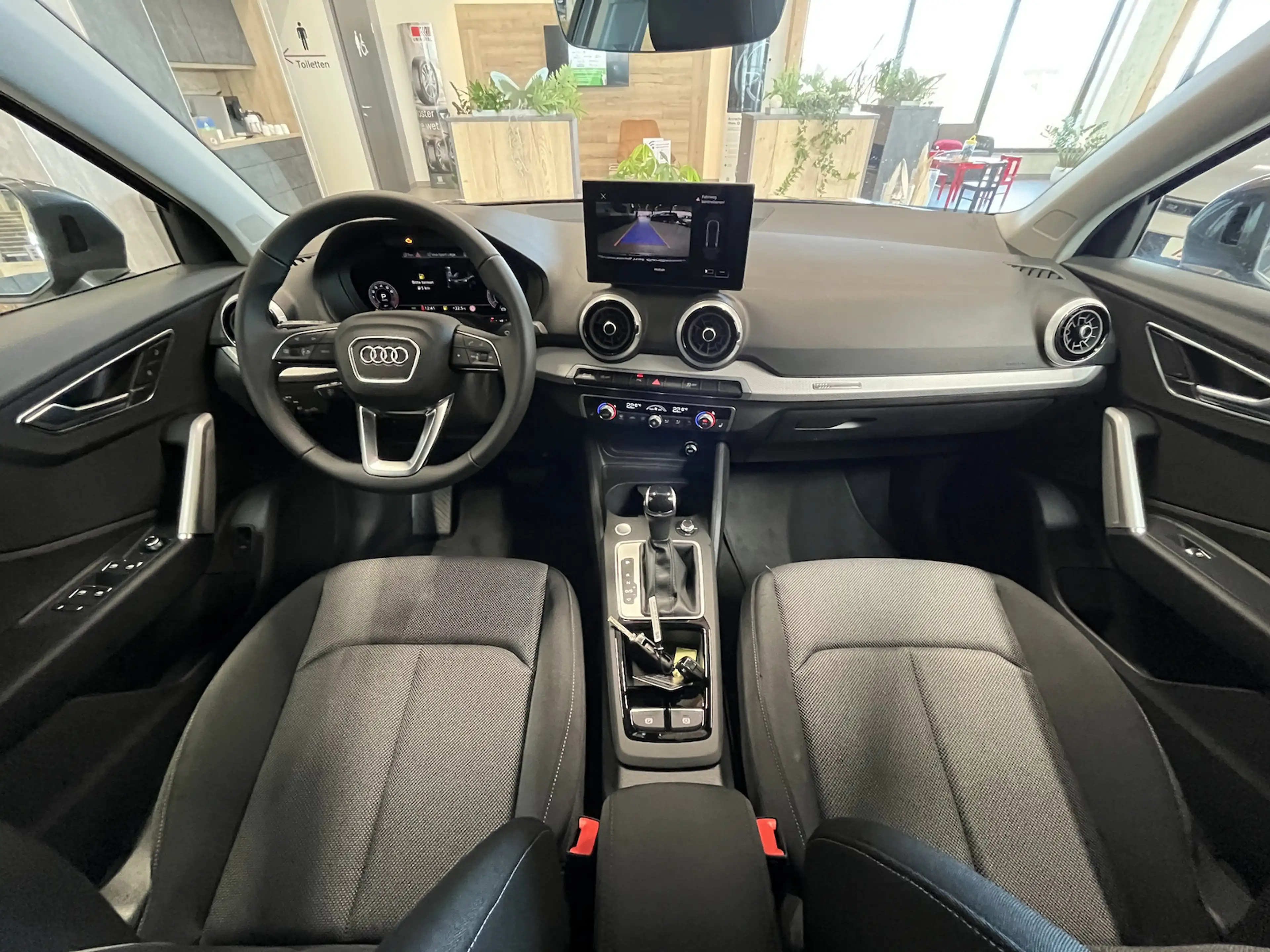 Audi Q2 35 TFSI S-line S-tronic Matrix Kamera — photo 8