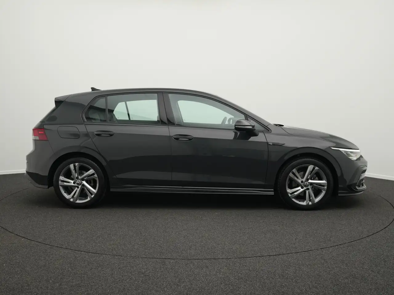 Volkswagen Golf VIII 1.5 eTSI R-Line Keyless-Start/Autom., миниатюра 5