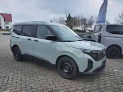 Ford Tourneo Courier BEV Trend