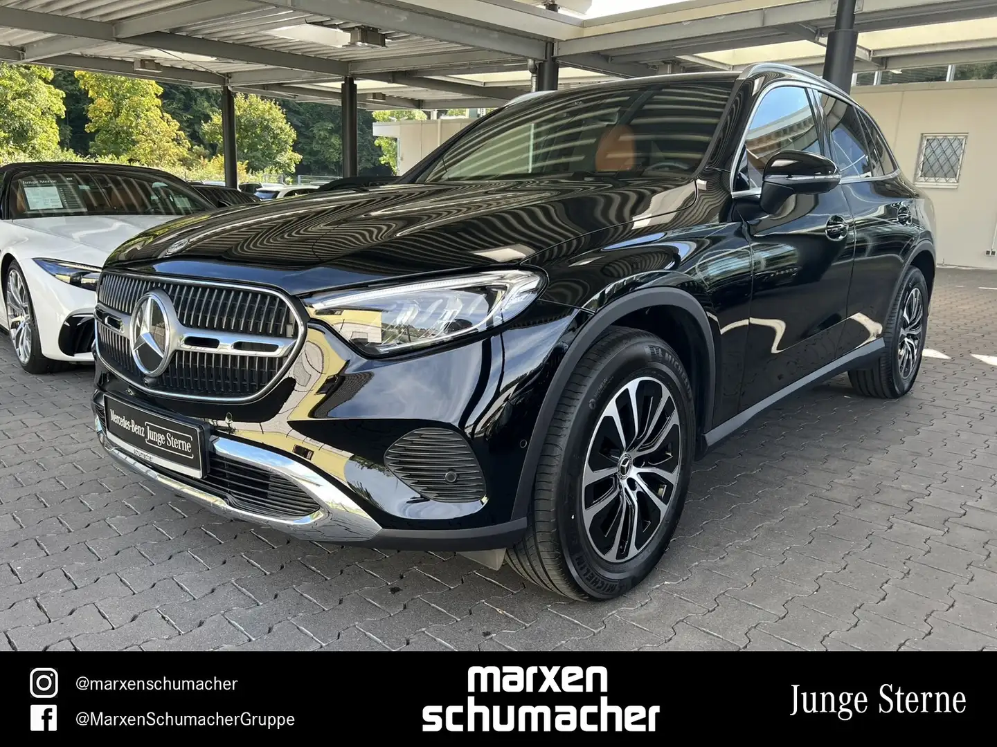 Mercedes-Benz GLC 300 GLC 300 d 4M AVANTGARDE Siena+AHK+Chrom+Kamera LED Noir - 1