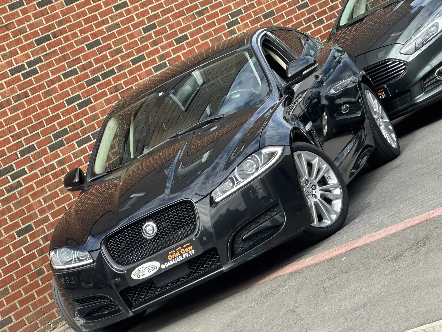 Jaguar XF // FULL OPTION // Noir - 1