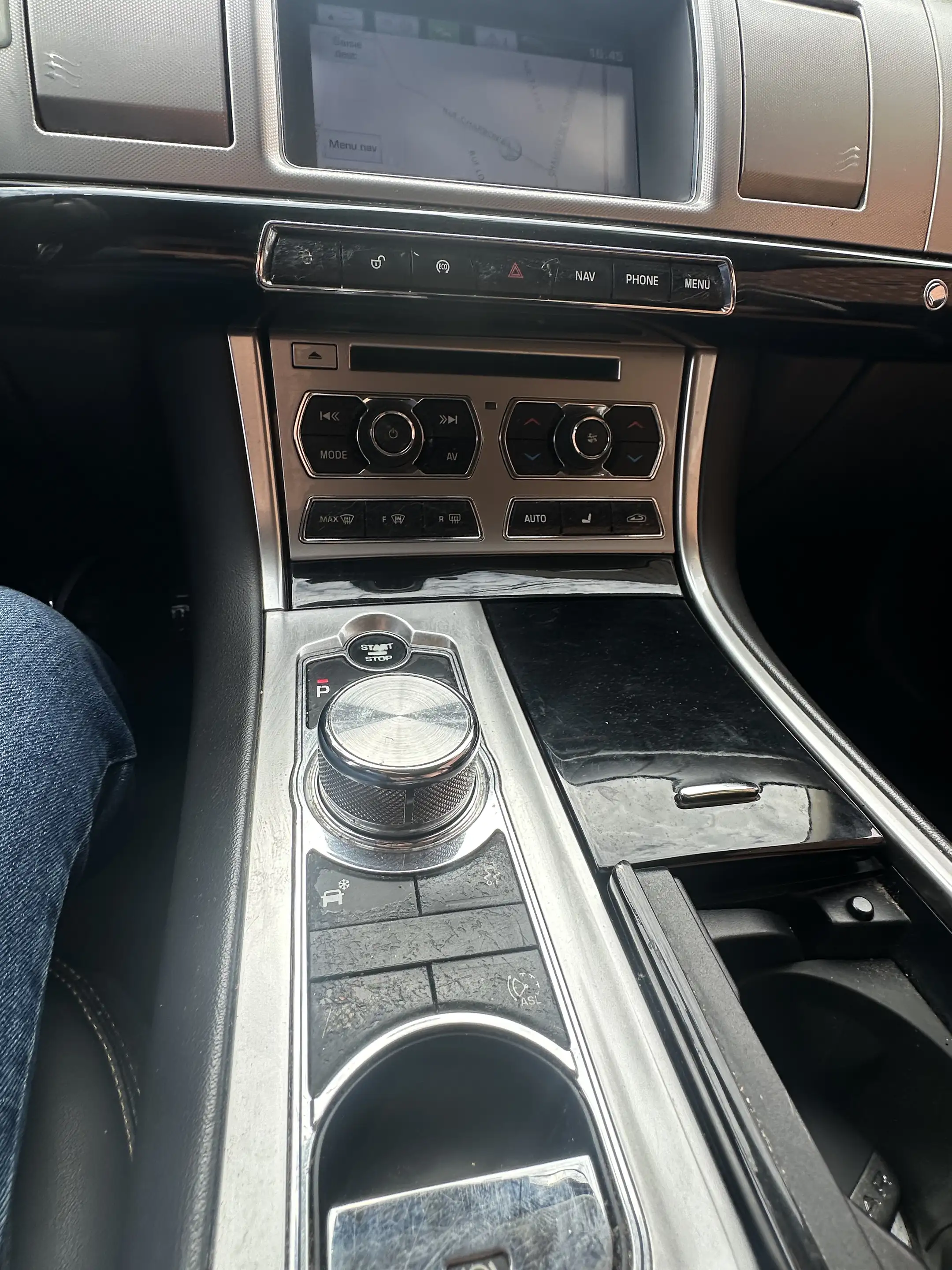 Jaguar XF XF 3.0 D V6 S Business Edition — photo 6