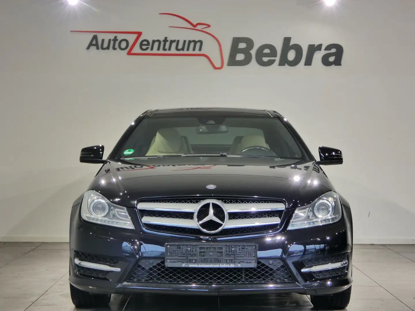 Mercedes-Benz C 350 CGI Coupe AMG Paket Xenon/Navi/Leder/Pano Negro - 2