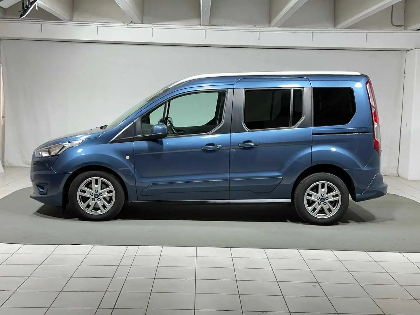 Ford Tourneo Connect 1.5 TDCi 120 CV Titanium Blu/Azzurro - 2