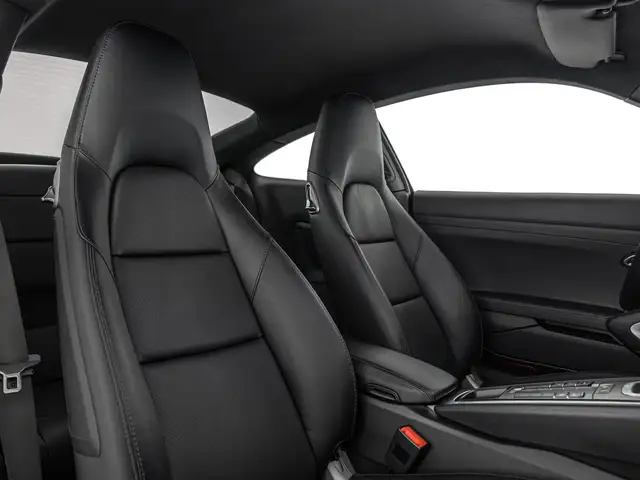Porsche 911 view 13