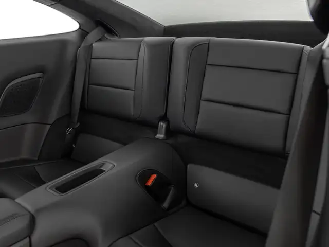 Porsche 911 view 14