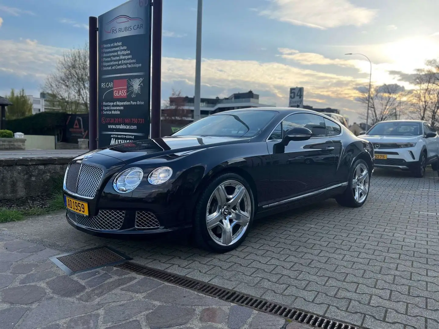 Bentley Continental GT Bentley Continental GT W12 Massage Sport Pack Сірий - 1