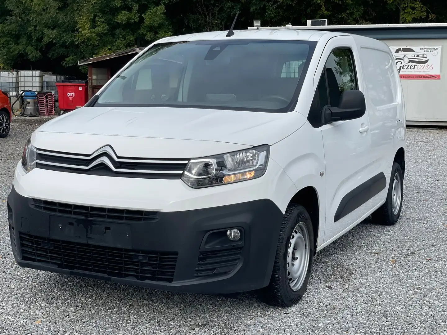 Citroen Berlingo 1.5 BlueHDi NAVIGATION-CLIM-12 MOIS DE GARANTIE Blanc - 1