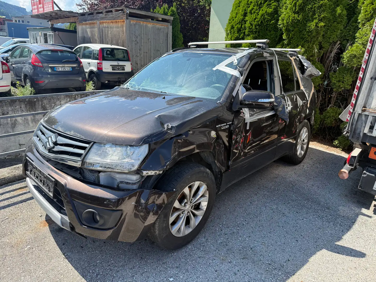 Suzuki Grand Vitara 1.9 DDIS Grau - 2