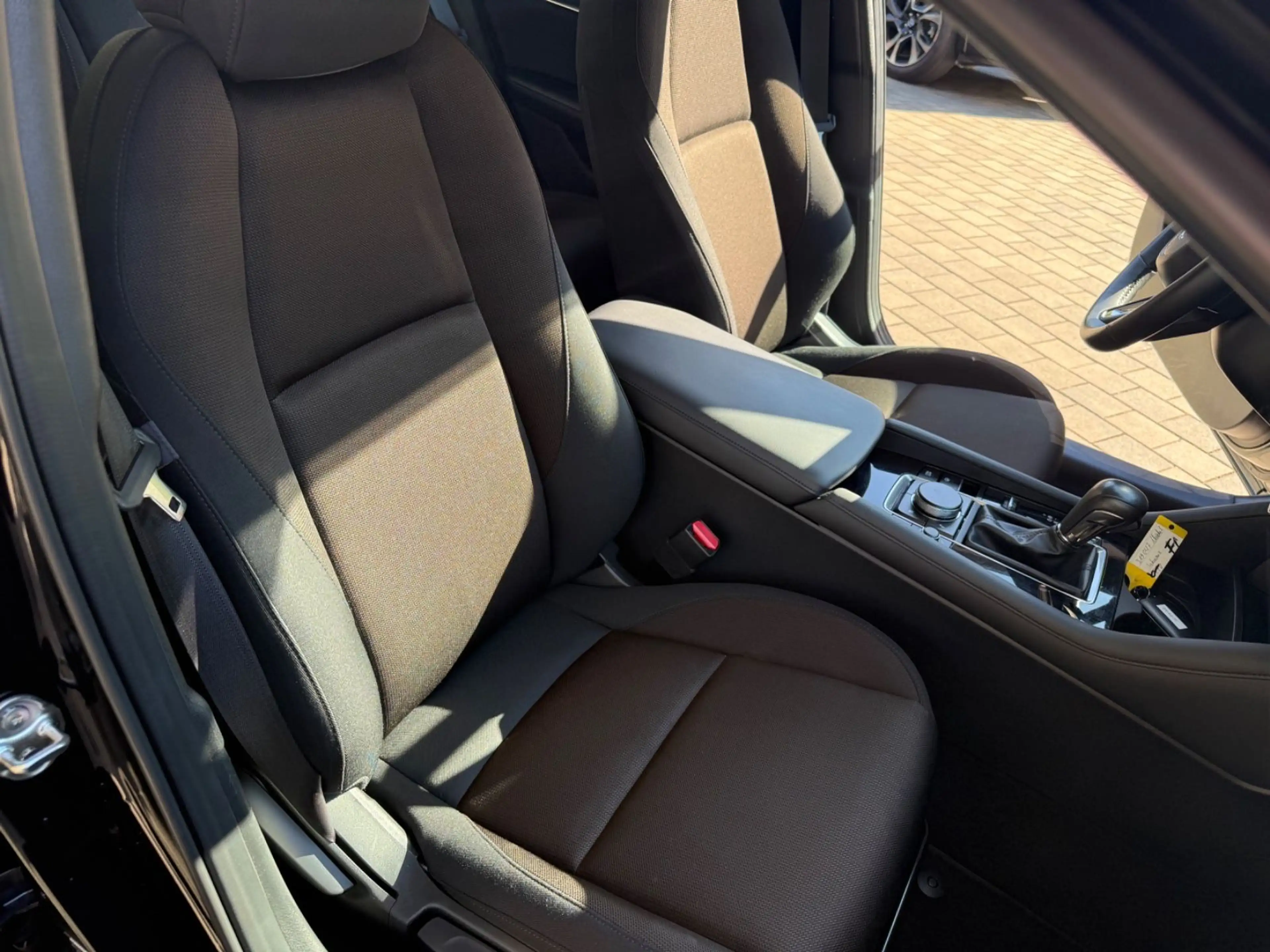 Mazda 3 Lim. 4-trg. Selection Sky-X186 Automatik — photo 16