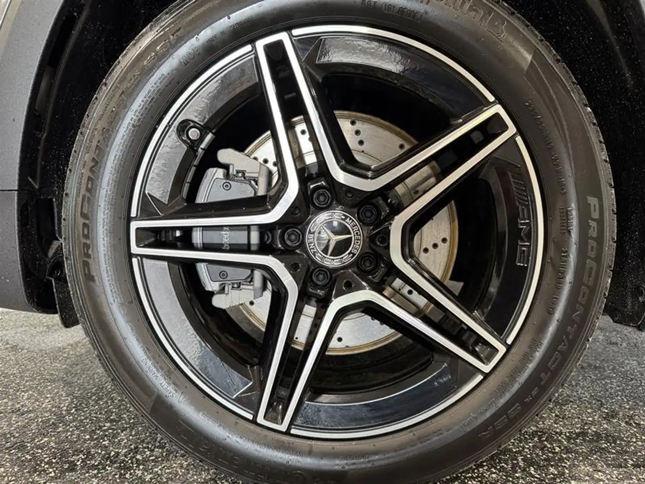 Mercedes-Benz GLB photo Mercedes-Benz GLB