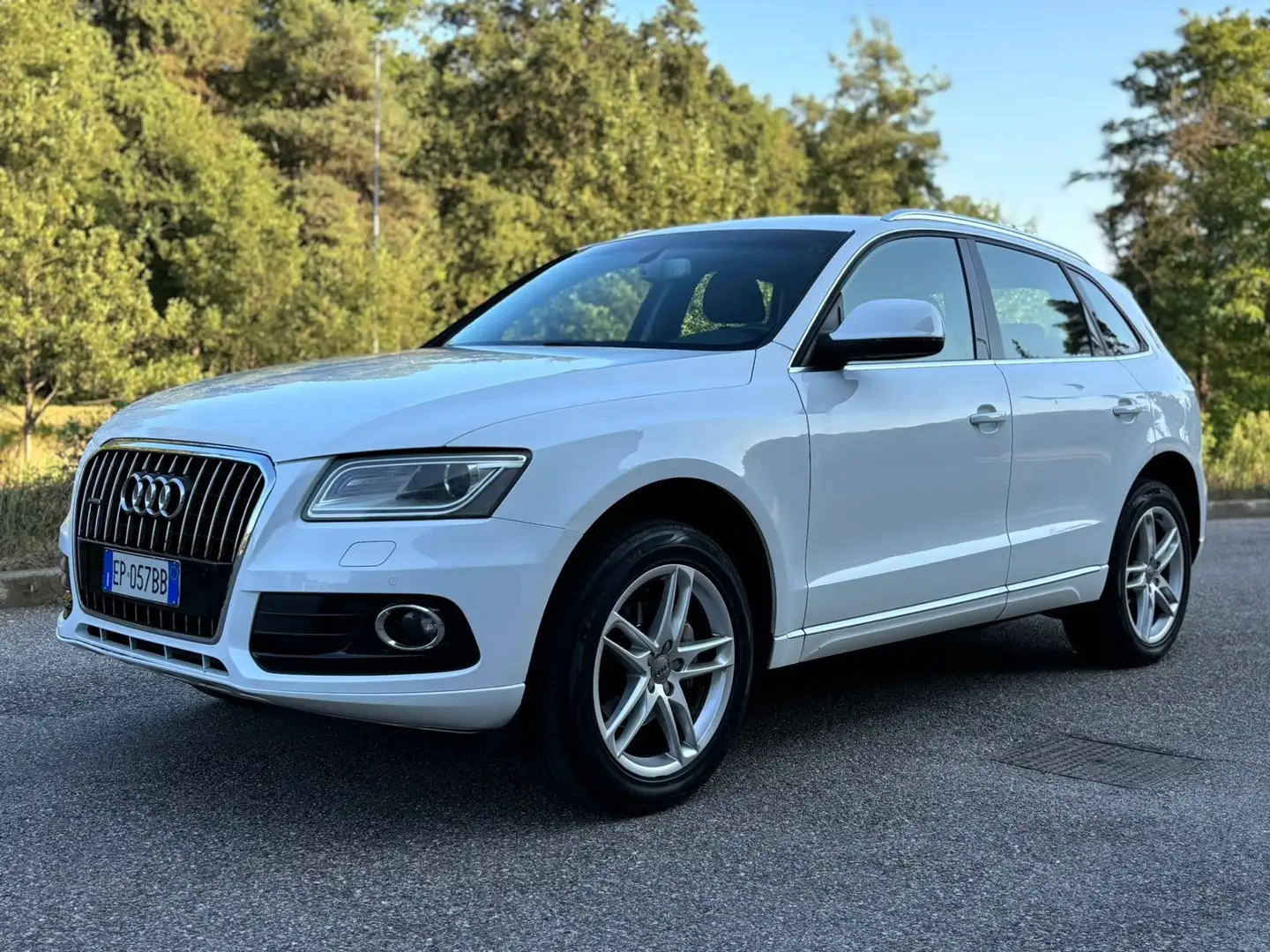 Audi Q5 2.0 TDI 177CV quattro S tronic*PELLE* Bianco - 2