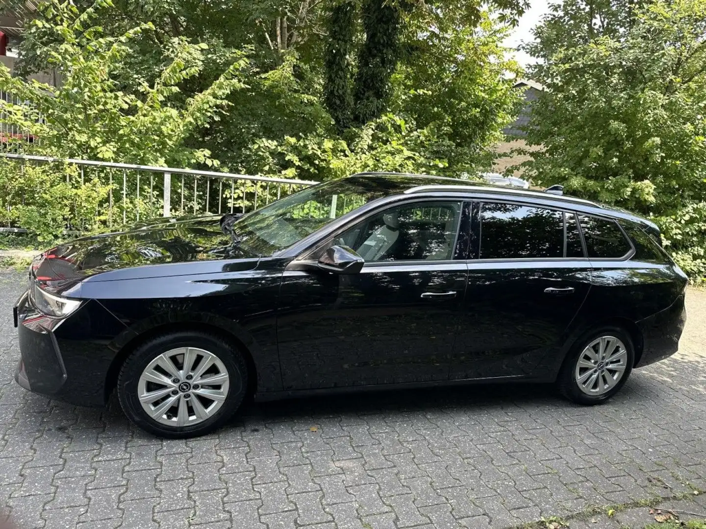 Opel Astra L Sports Tourer Elegance Klima Navi Zwart - 2