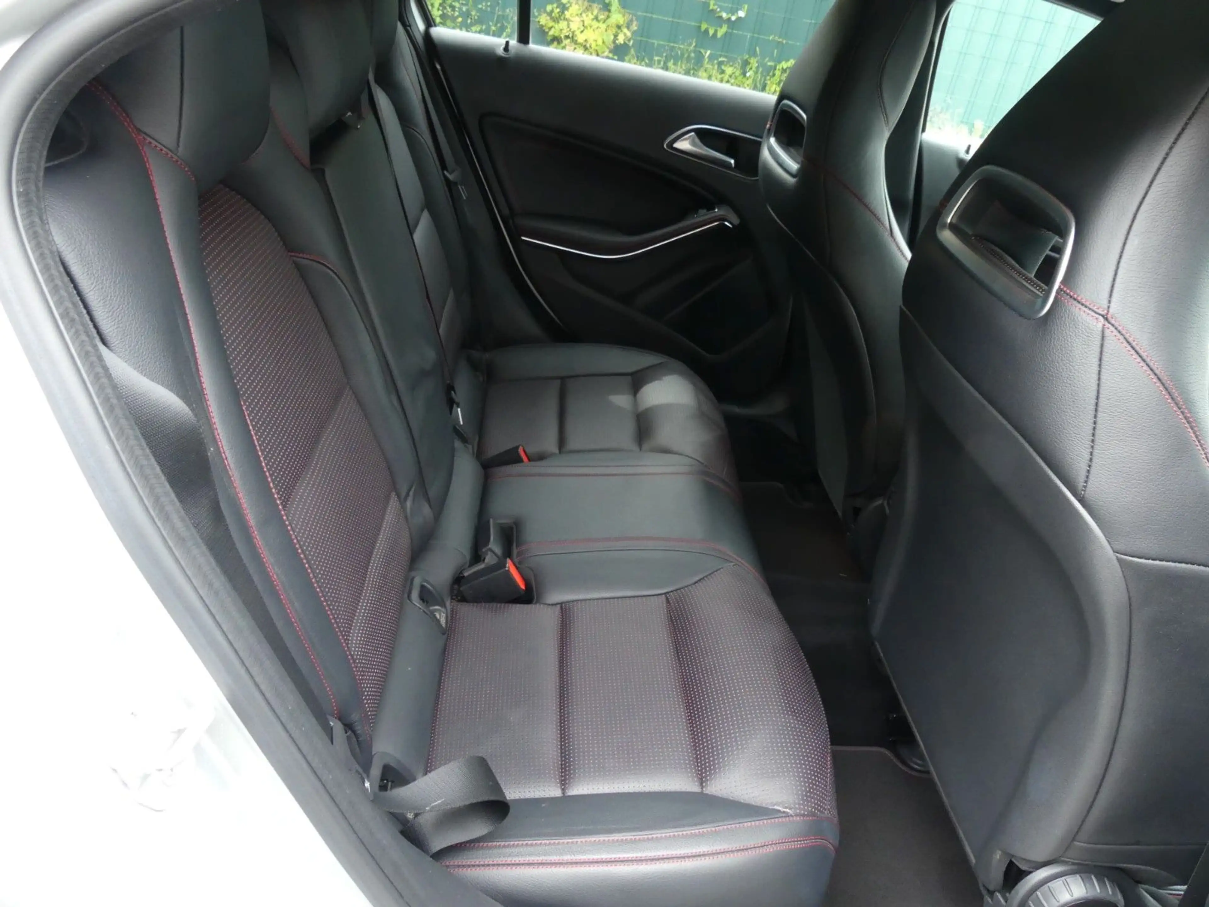 Mercedes-Benz A 220 Automatik AMG-LINE — photo 14
