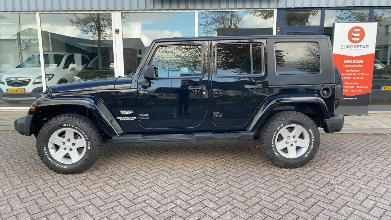 Jeep Wrangler Unlimited 2.8 CRD Sahara | 177 ch | BVA | Hard top | GPS | Sono Infinity | Régulateur de vitesse
