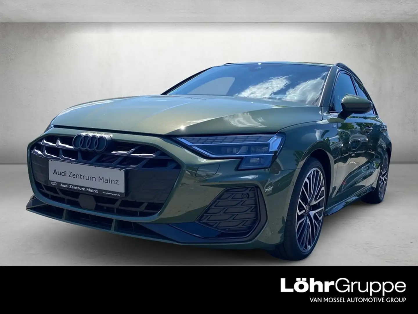 Audi A3 Sportback 35 TFSI S line S tronic Grün - 1