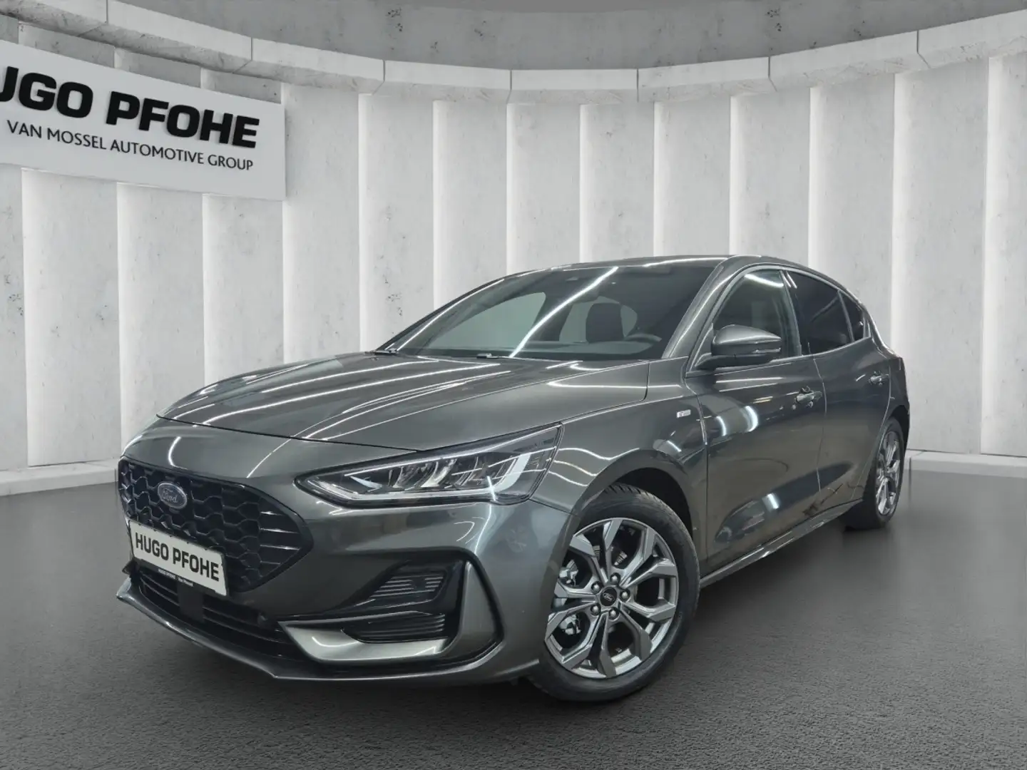 Ford Focus ST-Line 92KW / Automatik / Kamera / GJR / 1.Hand Grau - 1