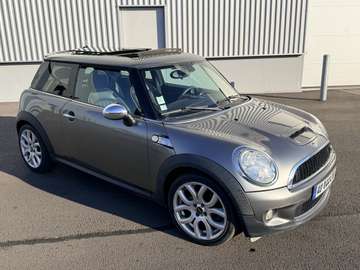 Hatch 1.6i - 175 Cooper S