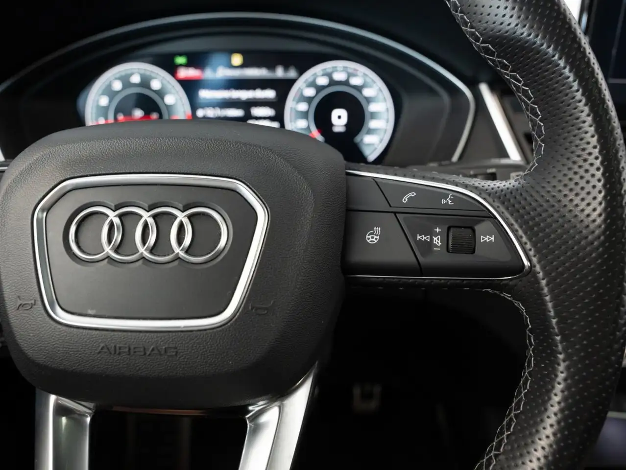 Audi Q5 снимка Audi Q5