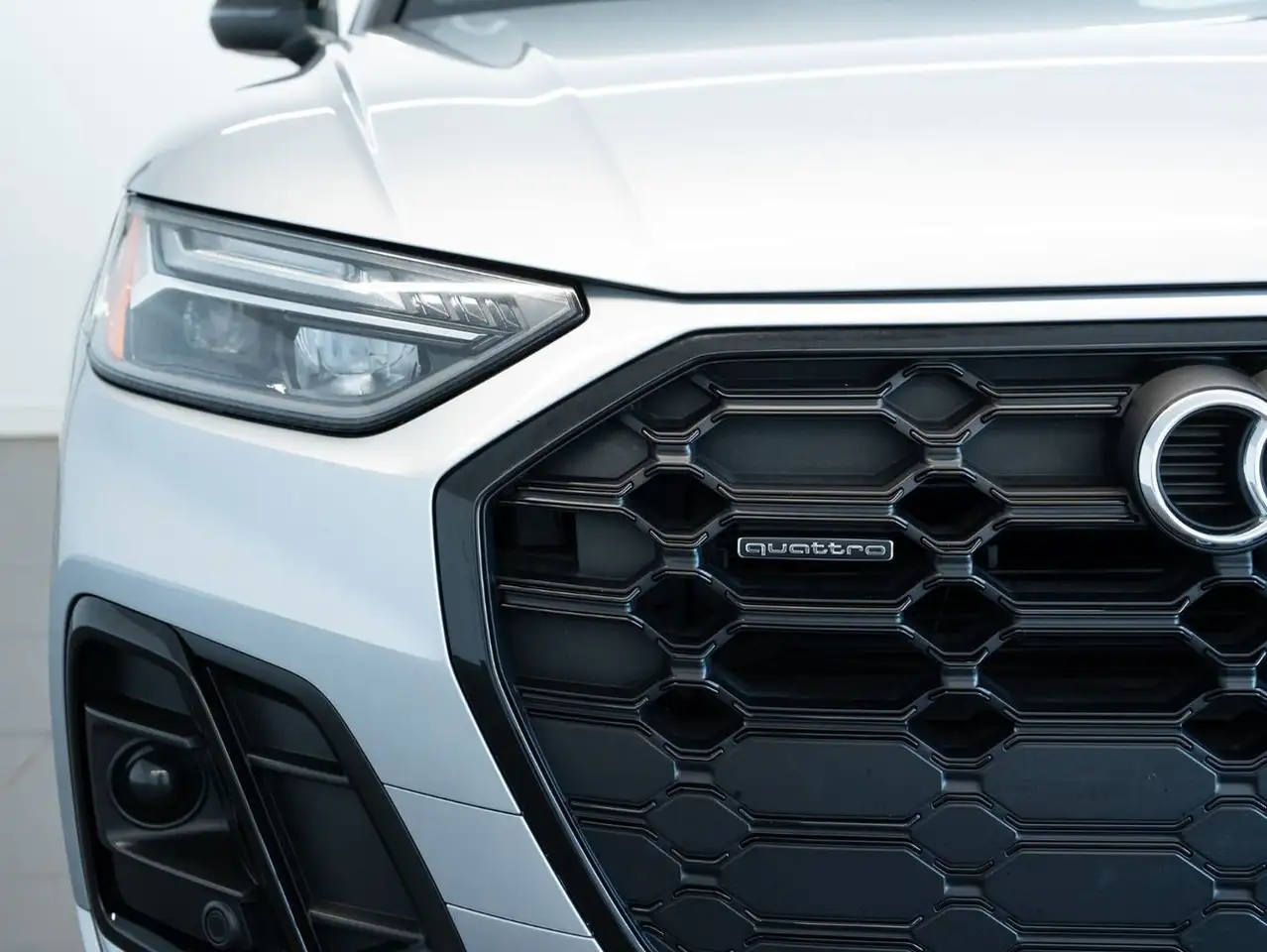 Audi Q5 снимка Audi Q5