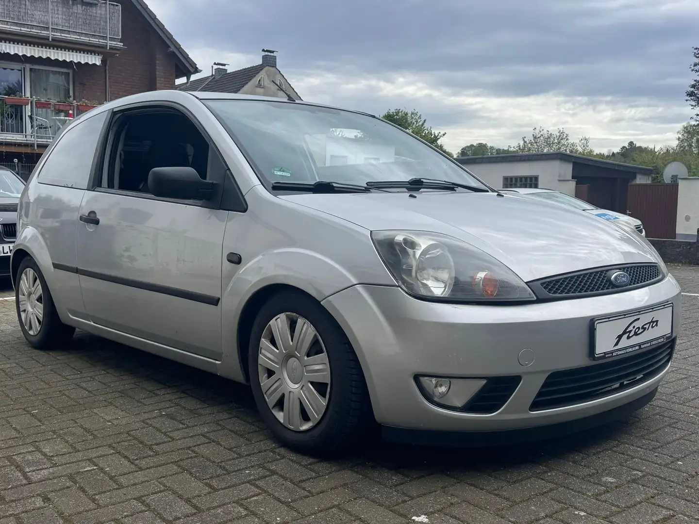 Ford Fiesta Futura - 1