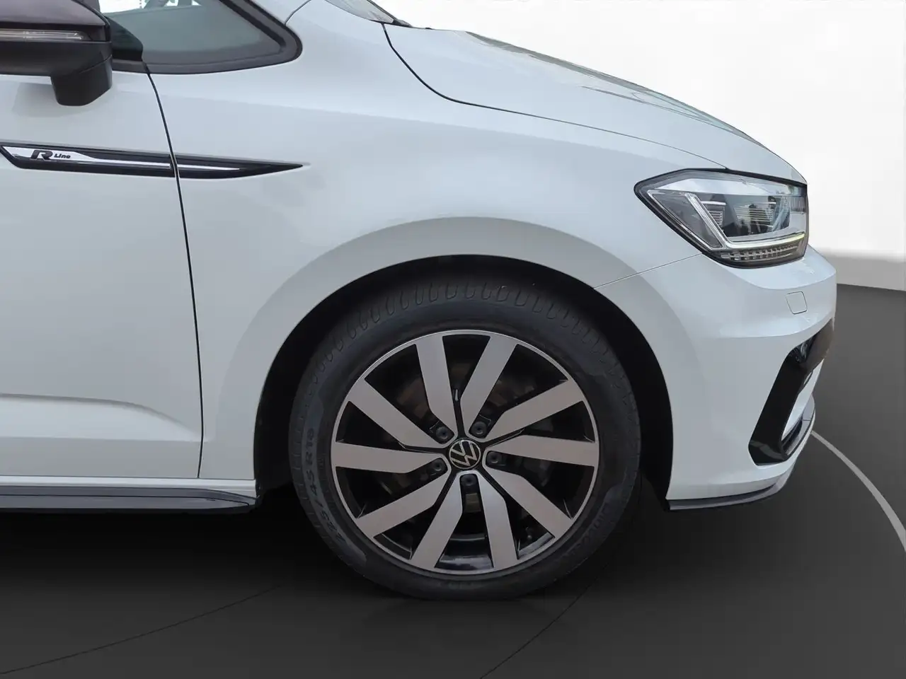 Volkswagen Touran 1,5 TSI Highline StHz Navi AHK Pano Kamer, миниатюра 12